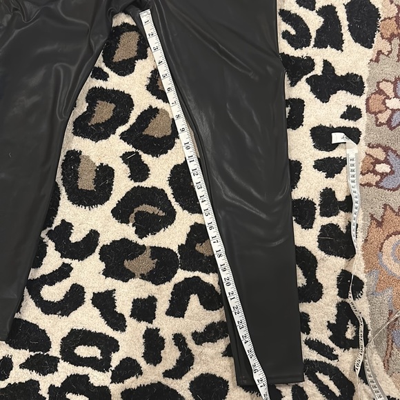 NWOT VIV Collection High waisted Fleece-Lined Faux Leather Leggings size XL - Picture 5 of 6